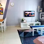 Netflix Wifi Trefoil Homestay Setia Alam Sacc Homestay Fe